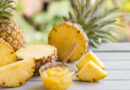 Эта статья расскажет вам, как очистить ананас 5 простыми способами